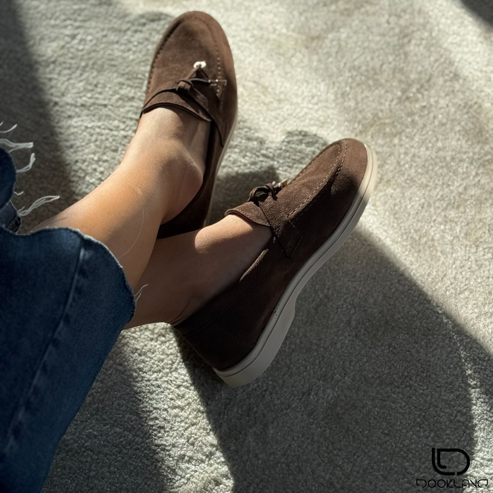 کالج زنانه آوینا