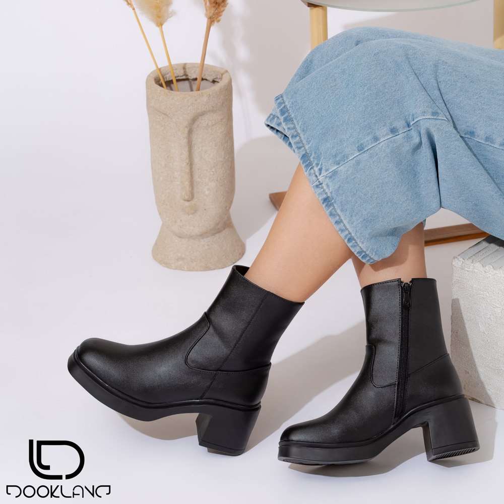 بوت پاشنه بلند دلی