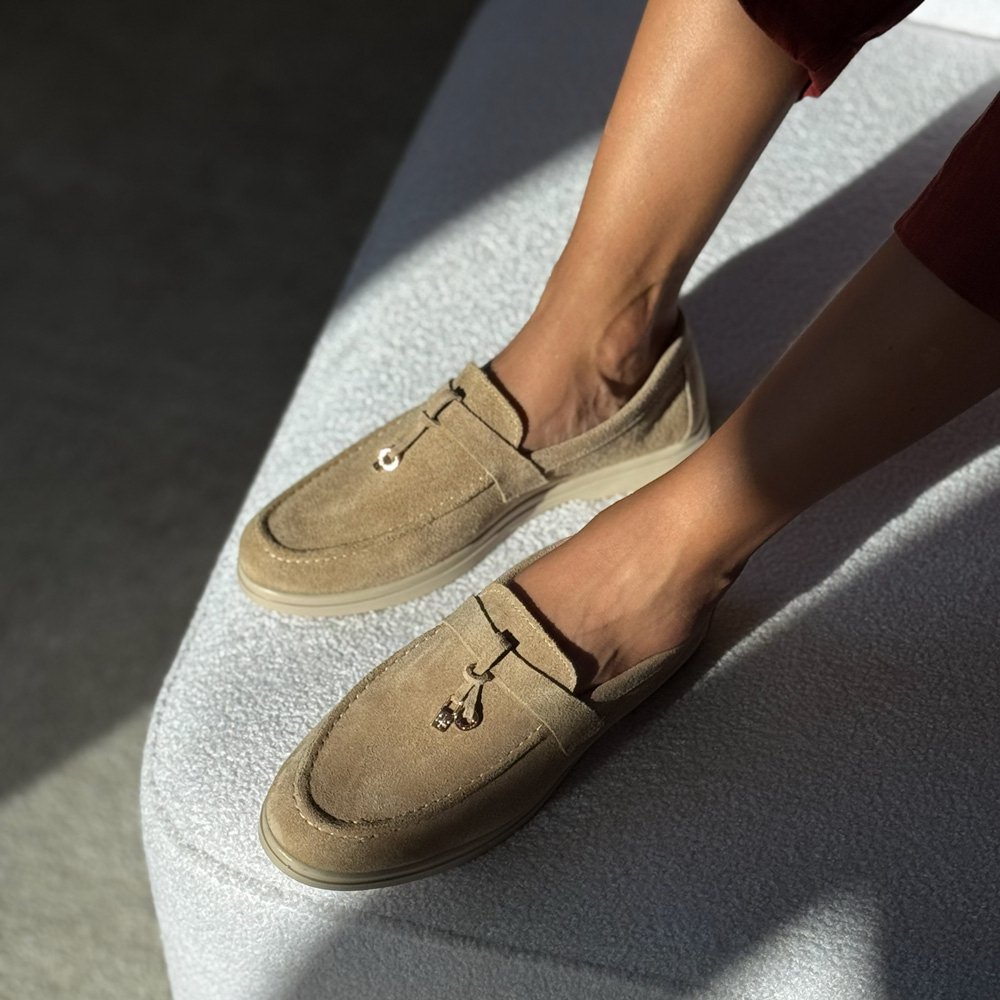 کالج زنانه آوینا